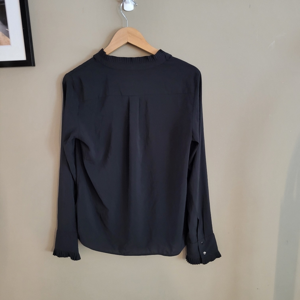 Calvin Klein Black Blouse with Pleated accents, size M - Picture 4 of 16